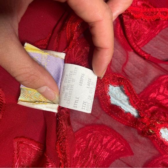 VNTG California Dynasty Red Lingerie Set - Picture 8 of 9